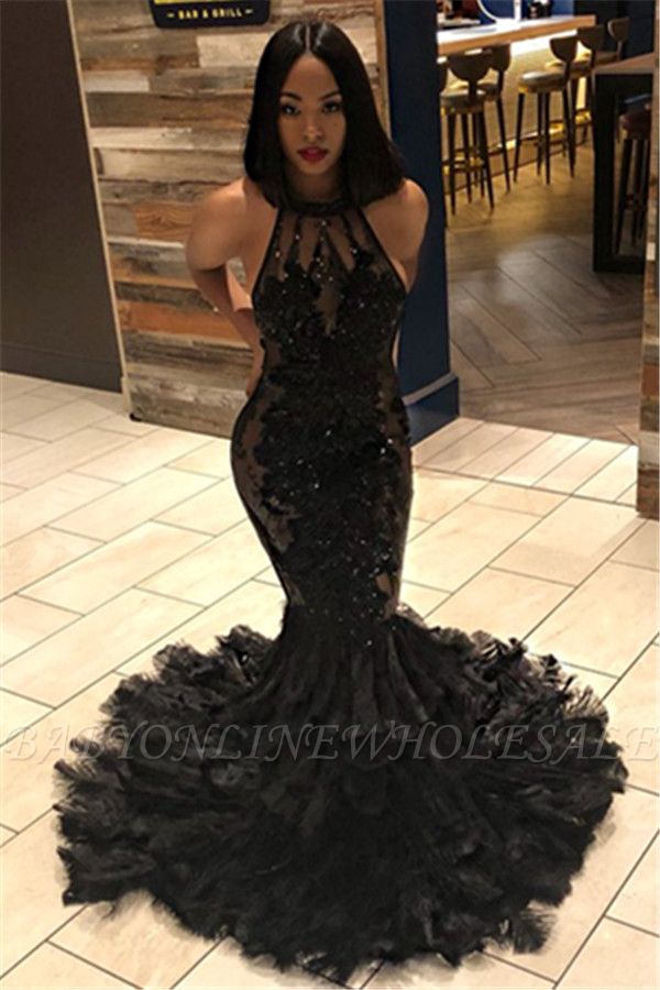 Elegante schwarze Meerjungfrau Halfter ärmellose Open Back Applique Prom Kleider