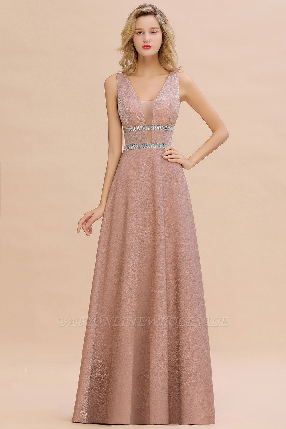 Prickelnde lange Abendkleider mit tiefem V-Ausschnitt und glänzendem Gürtel | Elegantes ärmelloses rosa Abendkleid mit V-Rücken