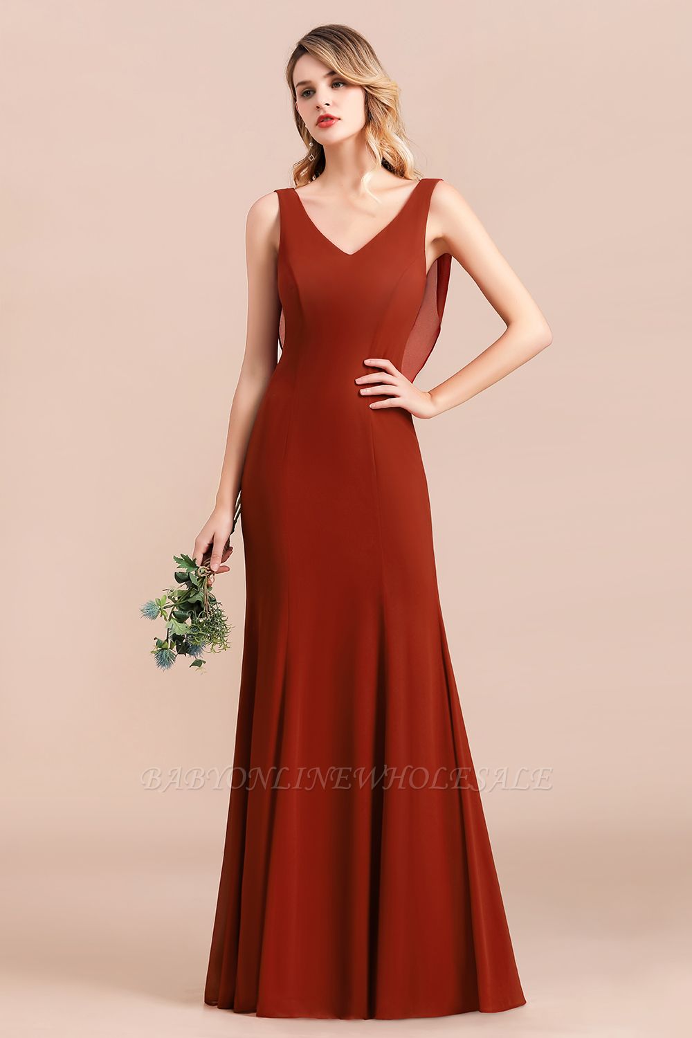 Темно-красное платье для свадебной вечеринки с V-образным вырезом Платье для подружки невесты без рукавов с накидкой