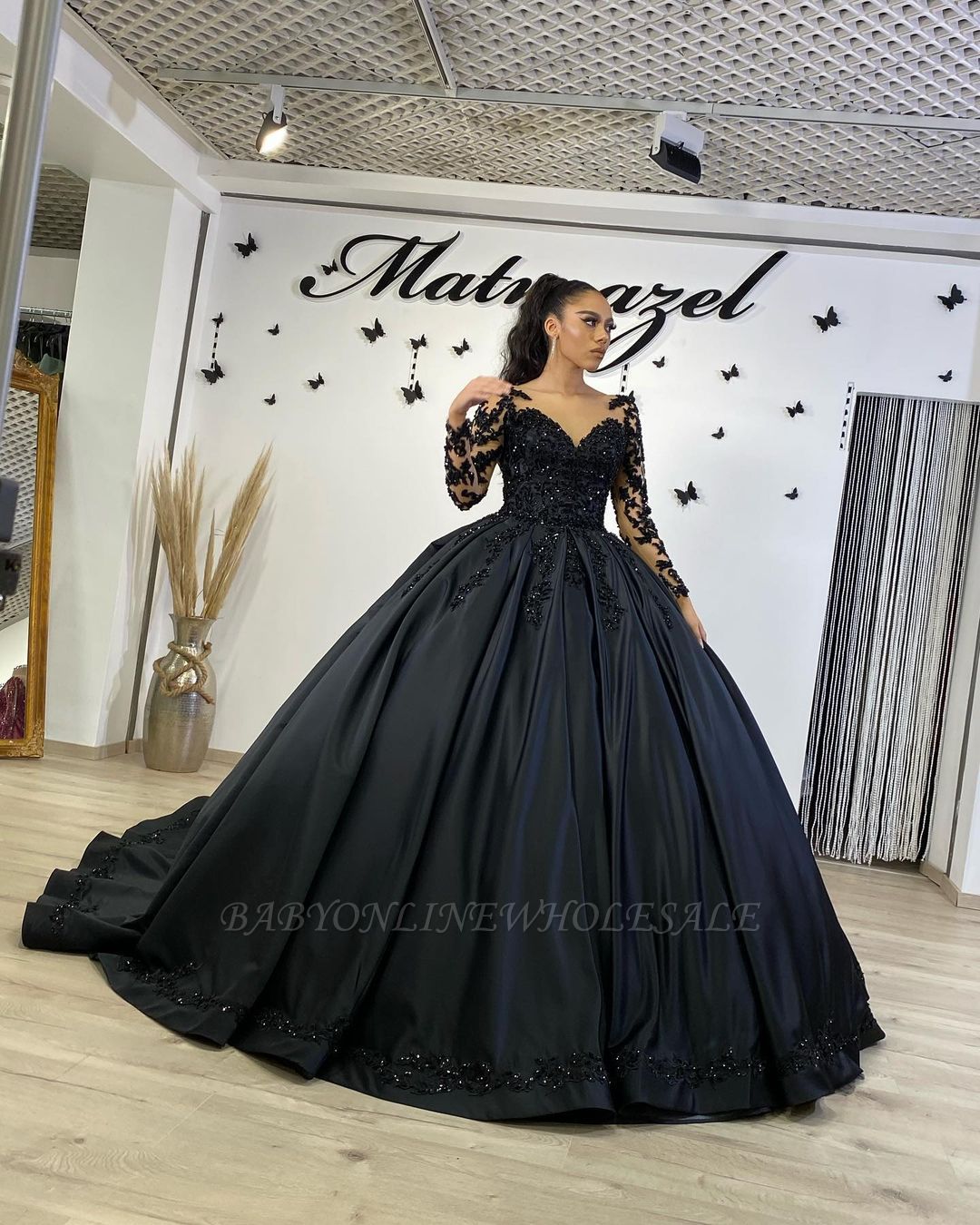 Stunning Black Lace Ball Gown Long Sleeves Floral Dancing Party Dress ...