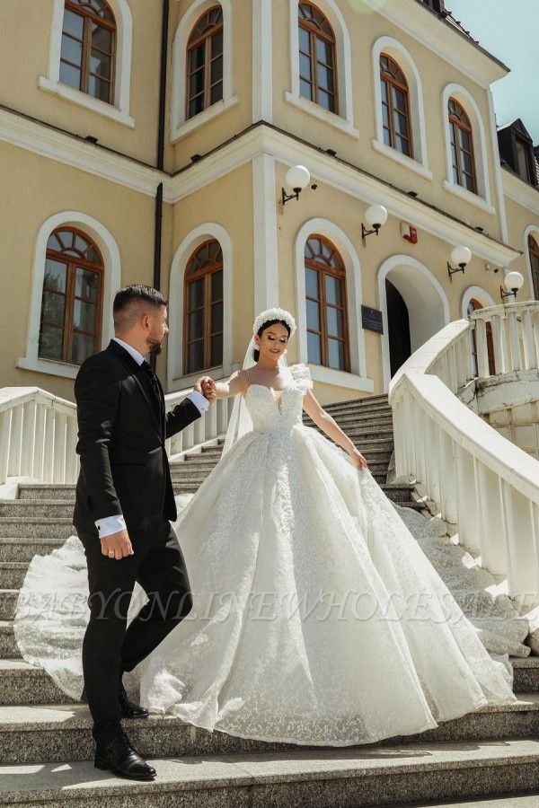 Свадебное платье длиной до пола с цветочным кружевом и блестками на тонких бретельках спагетти