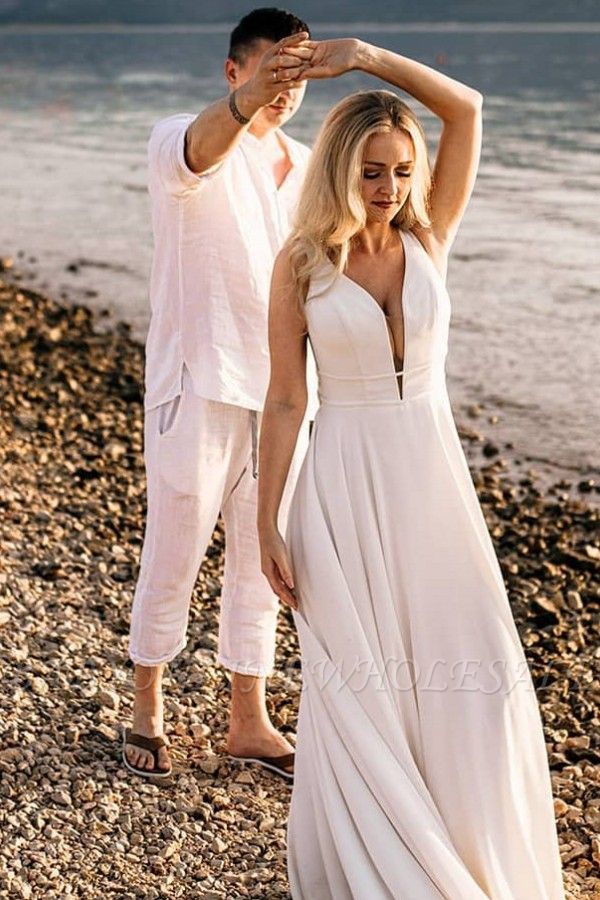 Einfache Spägetti-Träger, ärmellose Strand-Hochzeitskleider, Brautkleider