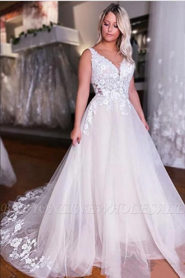 V-neck white lace tulle floor lenth wedding dress