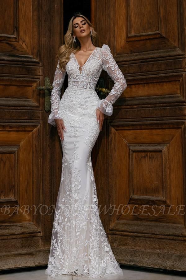 Charming v-neck A-line Mermaid Floor Length Lace Wedding Dress with Appliques