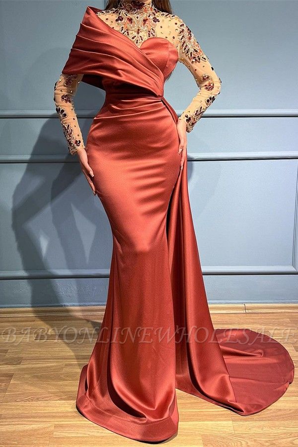 Элегантное красновато-коричневое платье для выпускного вечера из эластичного атласа на одно плечо с оборками
