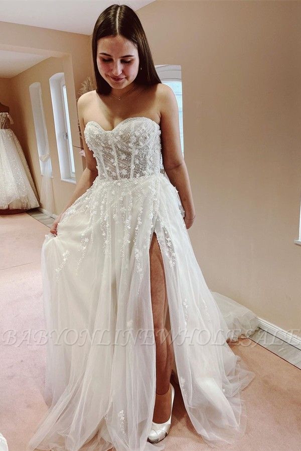 Charming Floor Length Strapless Sleeveless A Line Lace Tulle Wedding Dress with Beading