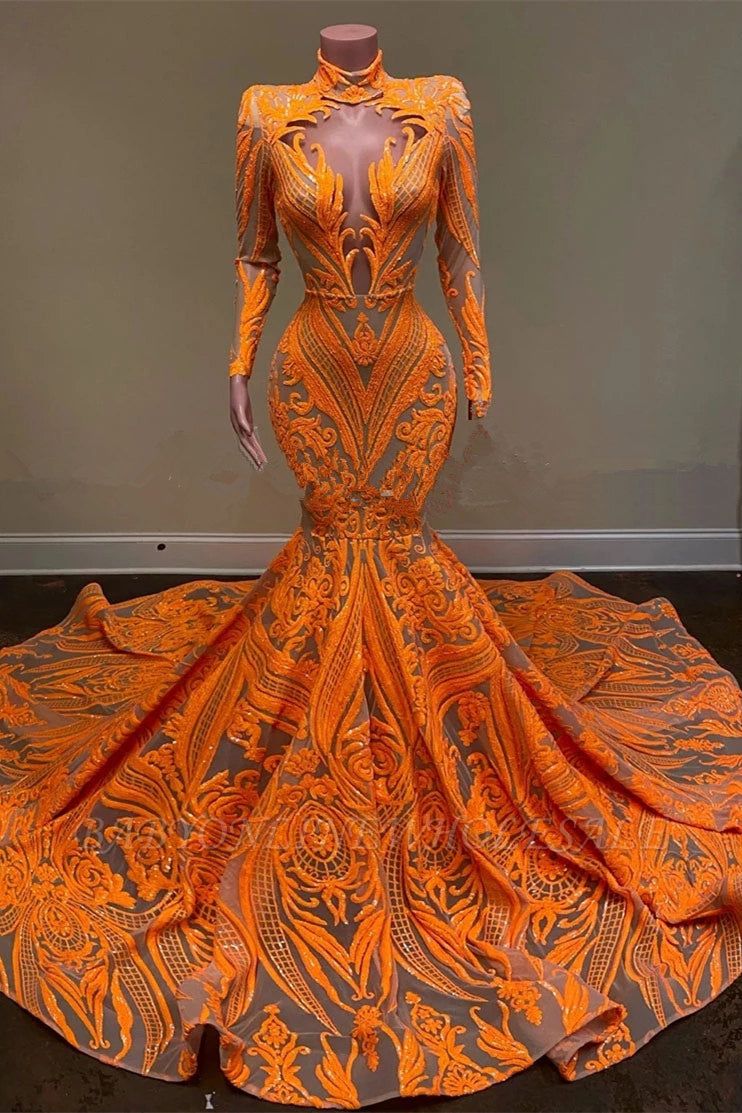 Hochgeschlossenes, orangefarbenes Meerjungfrau-Abschlussballkleid mit Pailletten