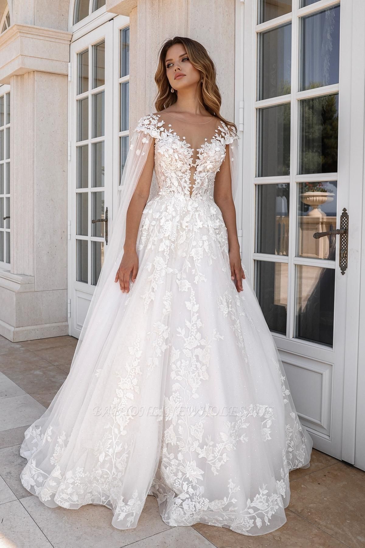 Schulterfreies Herzausschnitt-A-Linien-Brautkleid mit Spitze