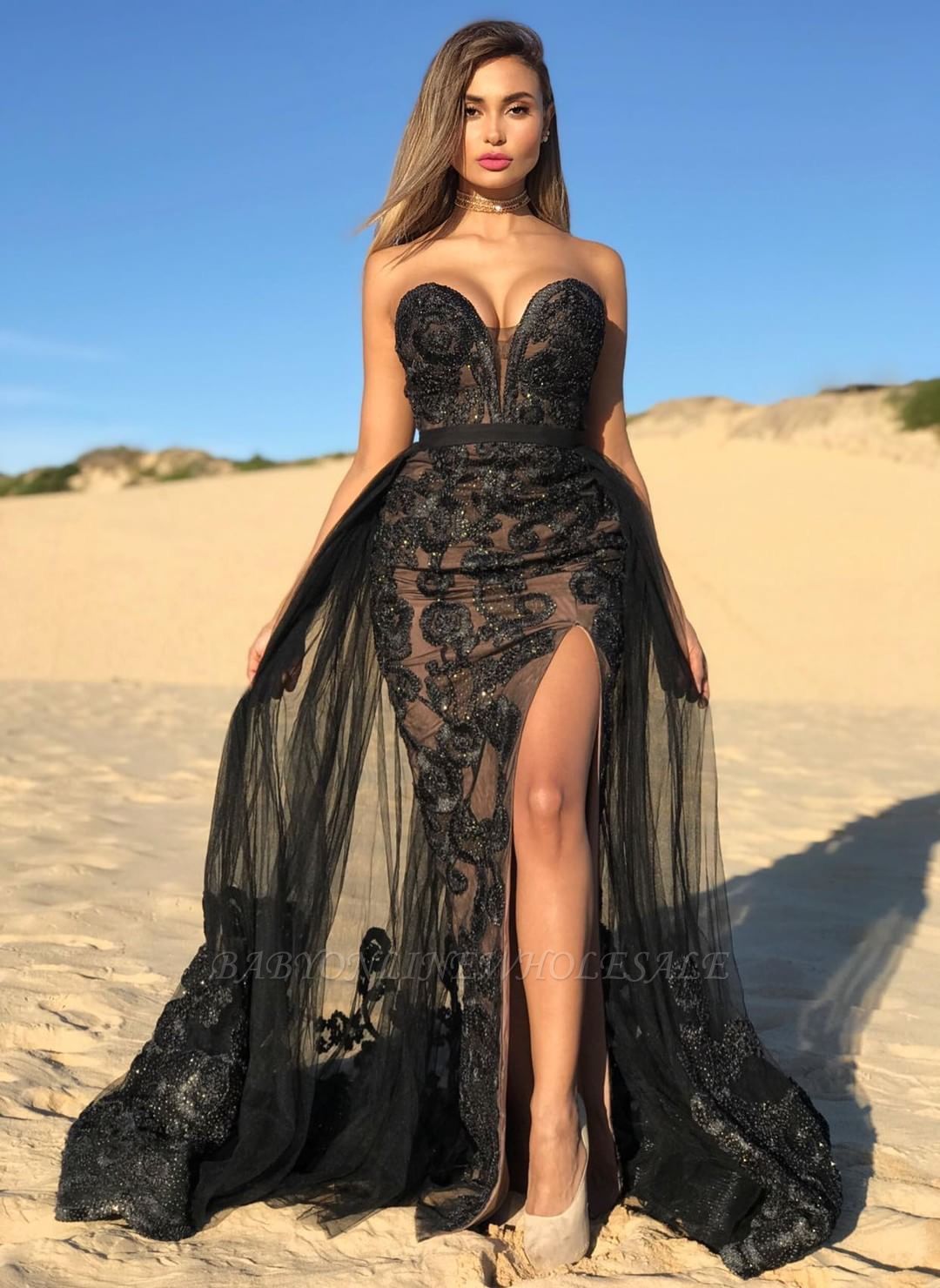 2021 Sexy Black Sweetheart Ballkleider | Perlen Side Slit Overskirt Günstige Abendkleid