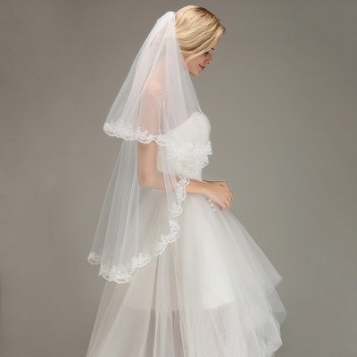 Two Layers Lace Edge Wedding Veil with Comb Soft Tulle Bridal Veil_3