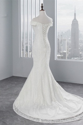 Elegante vestido de novia de columna de sirena blanca con hombros descubiertos_3