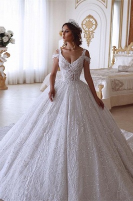 Traditional Ball Gown V-neck Cold-Shoulder White Lace Wedding Dress_1