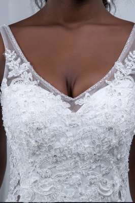 V-neck White Court Train Wedding Dresses_4