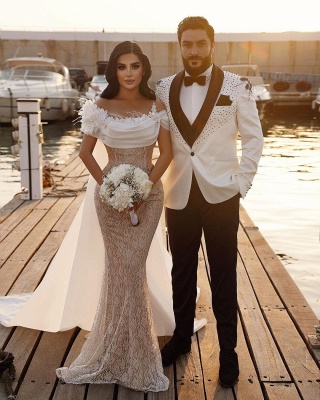 Stunning Off-the-Shoulder Mermaid Wedding Gown with Sweep Cape_2