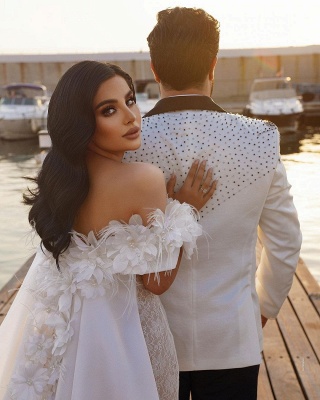 Stunning Off-the-Shoulder Mermaid Wedding Gown with Sweep Cape_3