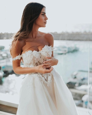 Off-the-shoulder Floral Lace Tulle Wedding Dress_3