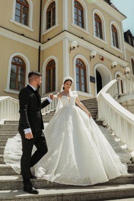 Spaghetti Strapes Glitter Floral Lace Flppr-Length Wedding Dress_1