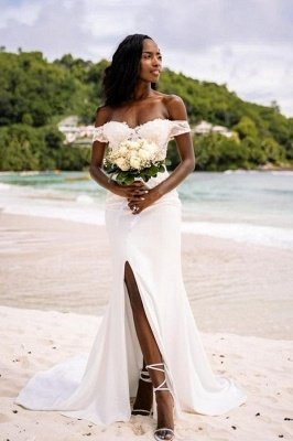 Простые милые длинные свадебные платья русалки с открытыми плечами и разрезом_1