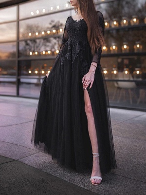 Черное платье трапециевидной формы с длинными рукавами и v-образным вырезом с высоким разрезом_3