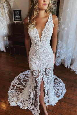 Stilvolles Meerjungfrau-Hochzeitskleid mit floraler Spitze und tiefem V-Ausschnitt, vorne geschlitztes Brautkleid_3