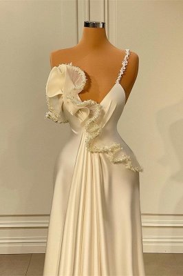 Очаровательное белое асимметричное атласное выпускное платье с оборками_2
