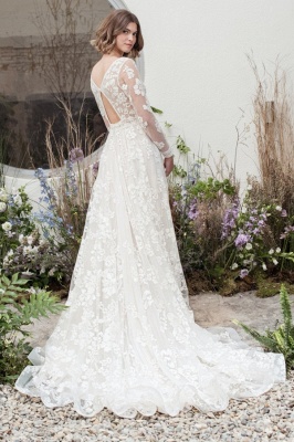 Exquisite Floor Length Sweetheart Long Sleeves A Line Hollow Lace Wedding Dress with  Chapel Train_2