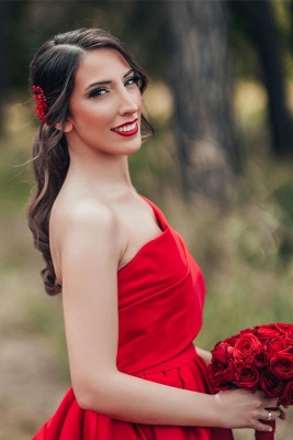 Elegantes rubinrotes, bodenlanges, ärmelloses A-Linien-Hochzeitskleid aus Satin mit Rüschen_6