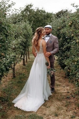 Charming Floor Length V-Neck Sleeveless A Line Straps Tulle Wedding Dress with Rhinestone_2