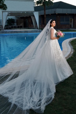 A-Line V-Neck Sleeveless Floor Length Lace Wedding Dress_5