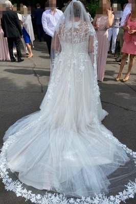 Charming A-Line Floor Length Lace Wedding Dress with Applique_2