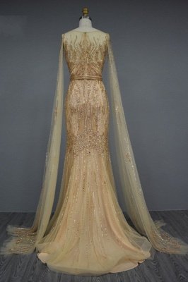 Vestido de baile sereia dourado com decote quadrado e capa de tule_2