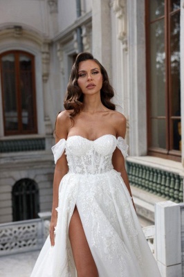 Schulterfreies, weißes A-Linien-Hochzeitskleid im Prinzessin-Stil mit hohem Schlitz_6