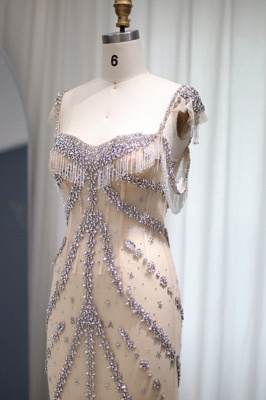 Luxuriöses, herzförmiges, mit Perlen besetztes Meerjungfrau-Partykleid mit Quasten, Dubai-Abendkleid_6