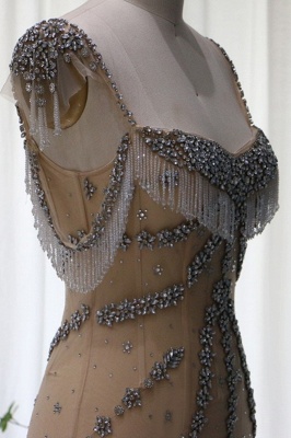 Luxuriöses, herzförmiges, mit Perlen besetztes Meerjungfrau-Partykleid mit Quasten, Dubai-Abendkleid_14