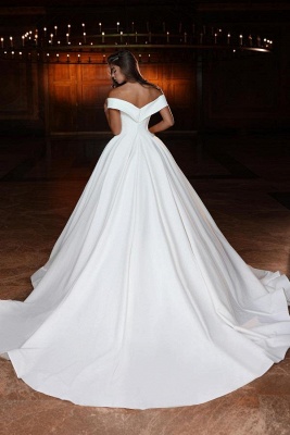 Vestidos de novia con vestido de bola hinchado blanco de un hombro_2