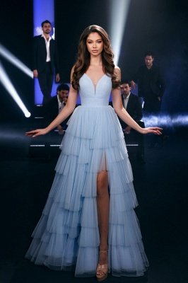 Elegante vestido de noche azul cielo sin mangas con cuello en V, vestidos formales de tul con capas hinchadas y aberturas laterales