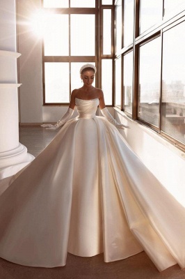 Elegant Strapless A-Line Cathedral Train Wedding Dress Stain Beaded Princess Wedding Dress