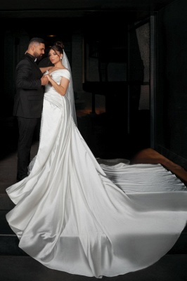 Unique One Shoulder Stain Sequin Mermaid Wedding Dresses_9