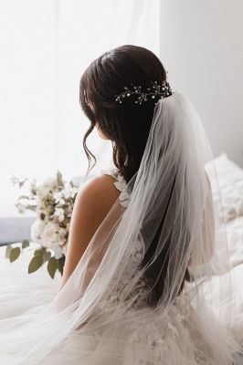 A-Linie V-Ausschnitt Weiße Spitze Rückenfrei Blumen Elegante Lange Brautkleider_3
