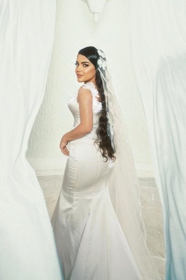 Robe de mariée sirène simple à fleurs blanches en satin carré_7