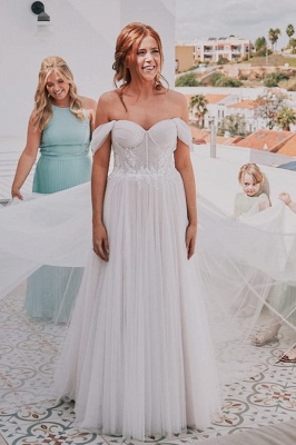 Vestidos de noiva sem alças com apliques de renda e linha A_4