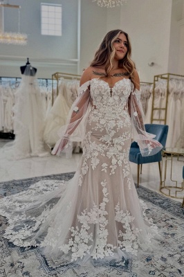 Robe de mariée sirène en dentelle avec appliques en cœur et traîne chapelle_2