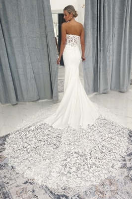 Trägerloses Meerjungfrau-Brautkleid aus Satin mit Applikationen und Spitze und Schleppe_3