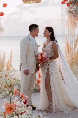 Vestidos de noiva com decote em V, apliques de renda e corte A com fenda_4